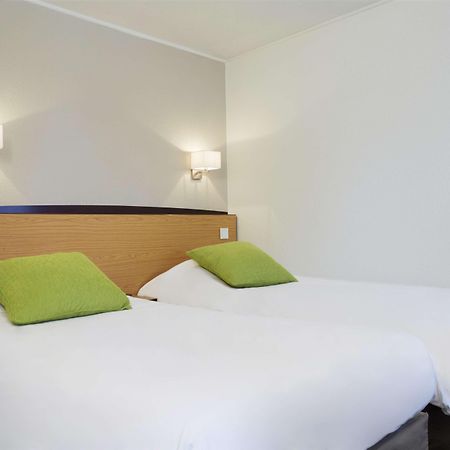 ก็องปานีล ลีล เวสท์ ล็อม Hotel ลีลล์ ภายนอก รูปภาพ