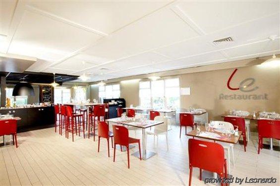 ก็องปานีล ลีล เวสท์ ล็อม Hotel ลีลล์ ร้านอาหาร รูปภาพ
